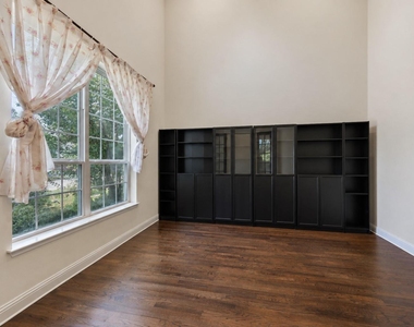 13930 Willow Bend Drive - Photo Thumbnail 3