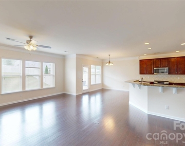 6712 Coral Rose Road - Photo Thumbnail 3