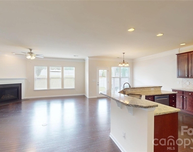 6712 Coral Rose Road - Photo Thumbnail 2