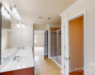6712 Coral Rose Road - Photo Thumbnail 12