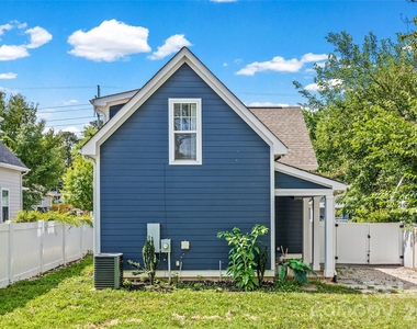 1512 Norris Avenue - Photo Thumbnail 7