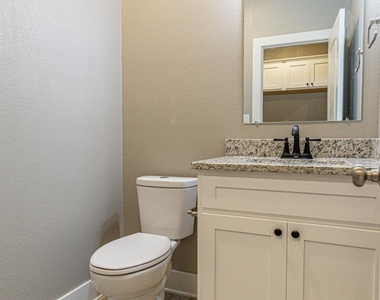 122 Private Road 6305 - Photo Thumbnail 13