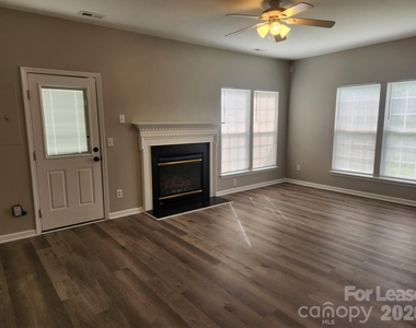 12579 Jessica Place - Photo Thumbnail 2