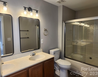 12579 Jessica Place - Photo Thumbnail 13