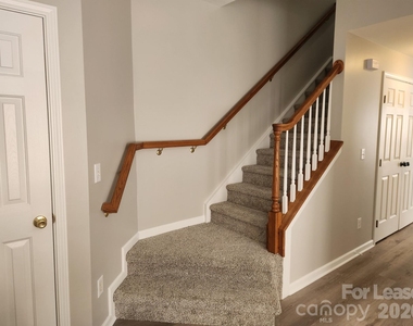 12579 Jessica Place - Photo Thumbnail 7