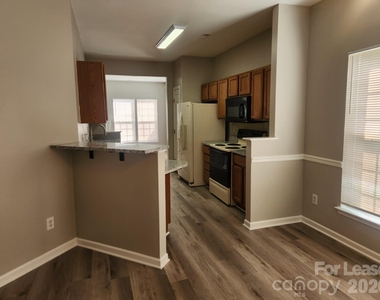 12579 Jessica Place - Photo Thumbnail 3