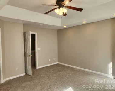 12579 Jessica Place - Photo Thumbnail 10