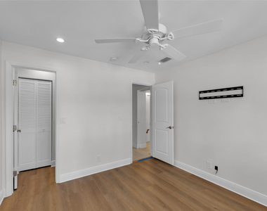 2401 Ne 47th Street - Photo Thumbnail 26
