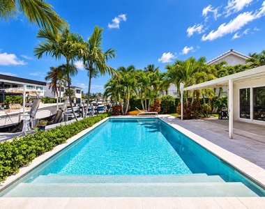 2401 Ne 47th Street - Photo Thumbnail 30
