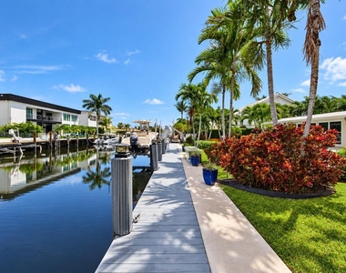 2401 Ne 47th Street - Photo Thumbnail 1