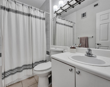 7940 N Nob Hill Road - Photo Thumbnail 21