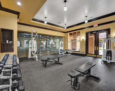 7940 N Nob Hill Road - Photo Thumbnail 35