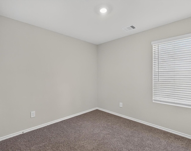 1817 Teton River Drive - Photo Thumbnail 18