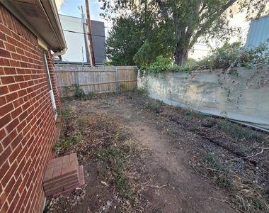 900 Naomi Lane - Photo Thumbnail 16