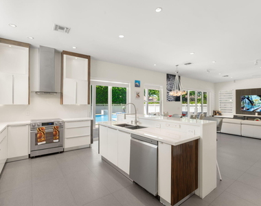 1254 Nw 102nd Way - Photo Thumbnail 24