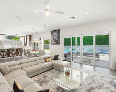 1254 Nw 102nd Way - Photo Thumbnail 19