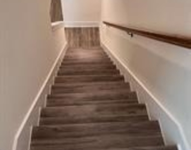 802 S 5th Street - Photo Thumbnail 9