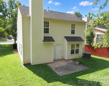 6126 Patric Alan Court - Photo Thumbnail 12