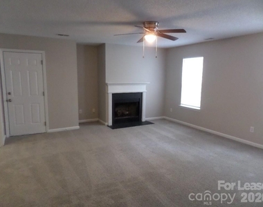 6126 Patric Alan Court - Photo Thumbnail 4