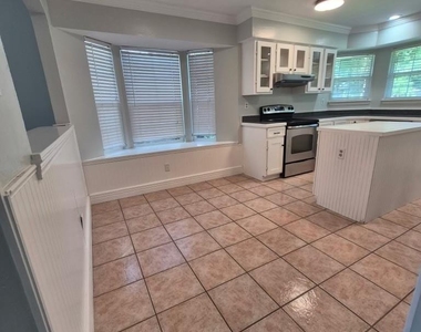 2913 David Drive - Photo Thumbnail 6