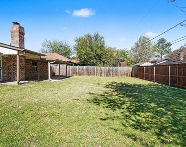 772 Hampshire Drive - Photo Thumbnail 21