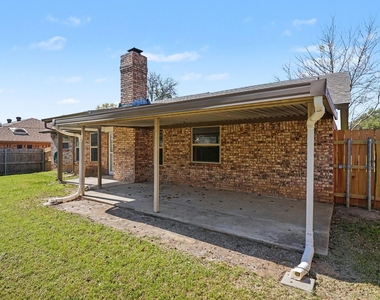 772 Hampshire Drive - Photo Thumbnail 22