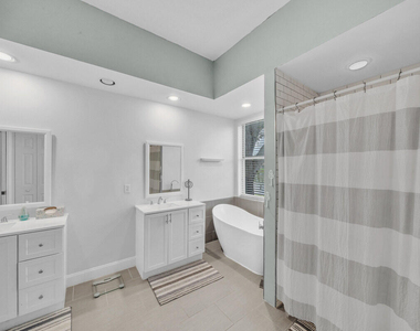 7693 Rockford Road - Photo Thumbnail 12