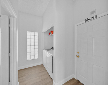 7693 Rockford Road - Photo Thumbnail 23