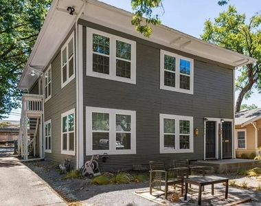 5632 Willis Avenue - Photo Thumbnail 3