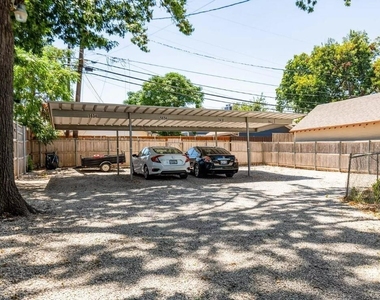 5632 Willis Avenue - Photo Thumbnail 5