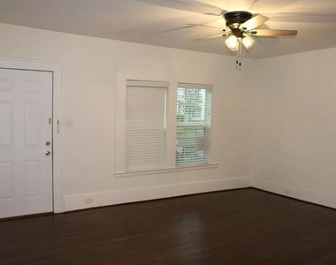 5632 Willis Avenue - Photo Thumbnail 15
