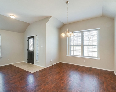 5113 Bear Valley Drive - Photo Thumbnail 4
