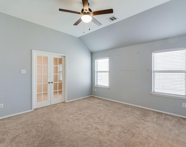 5113 Bear Valley Drive - Photo Thumbnail 7