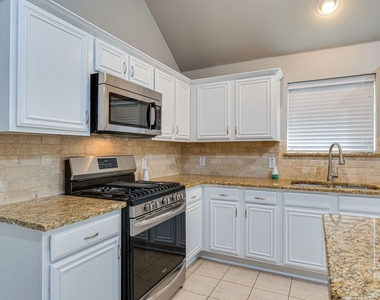 5113 Bear Valley Drive - Photo Thumbnail 15