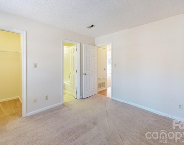 5622 Amity Springs Drive - Photo Thumbnail 19