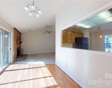 5622 Amity Springs Drive - Photo Thumbnail 3