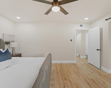 3022 Ravine Trail - Photo Thumbnail 12