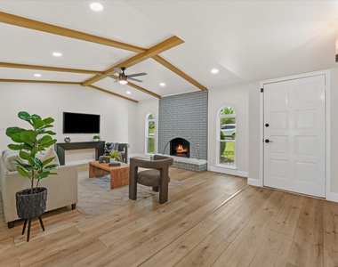3022 Ravine Trail - Photo Thumbnail 2