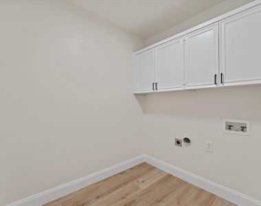 3022 Ravine Trail - Photo Thumbnail 20