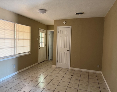 510 S Jefferson Drive - Photo Thumbnail 6