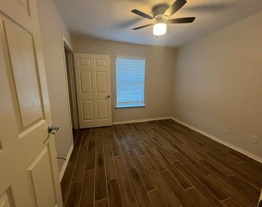 703 Mill Street - Photo Thumbnail 8