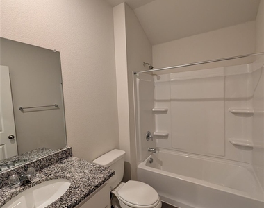 504 Jameson Street - Photo Thumbnail 17