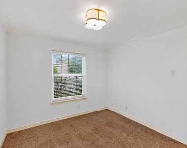 2927 Selma Lane - Photo Thumbnail 28