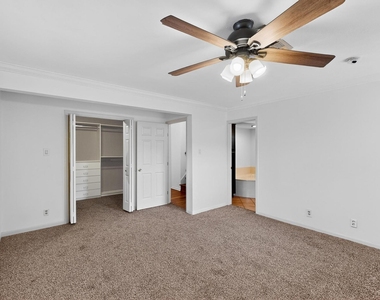 2927 Selma Lane - Photo Thumbnail 12