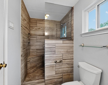 2927 Selma Lane - Photo Thumbnail 19