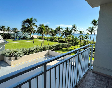 5200 N Ocean Boulevard - Photo Thumbnail 3