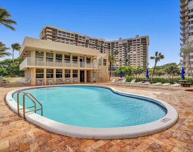 5200 N Ocean Boulevard - Photo Thumbnail 44