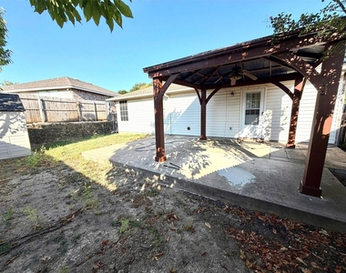 1108 Conner Court - Photo Thumbnail 13