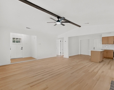 11231 Pelican Drive - Photo Thumbnail 3