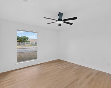 11231 Pelican Drive - Photo Thumbnail 17